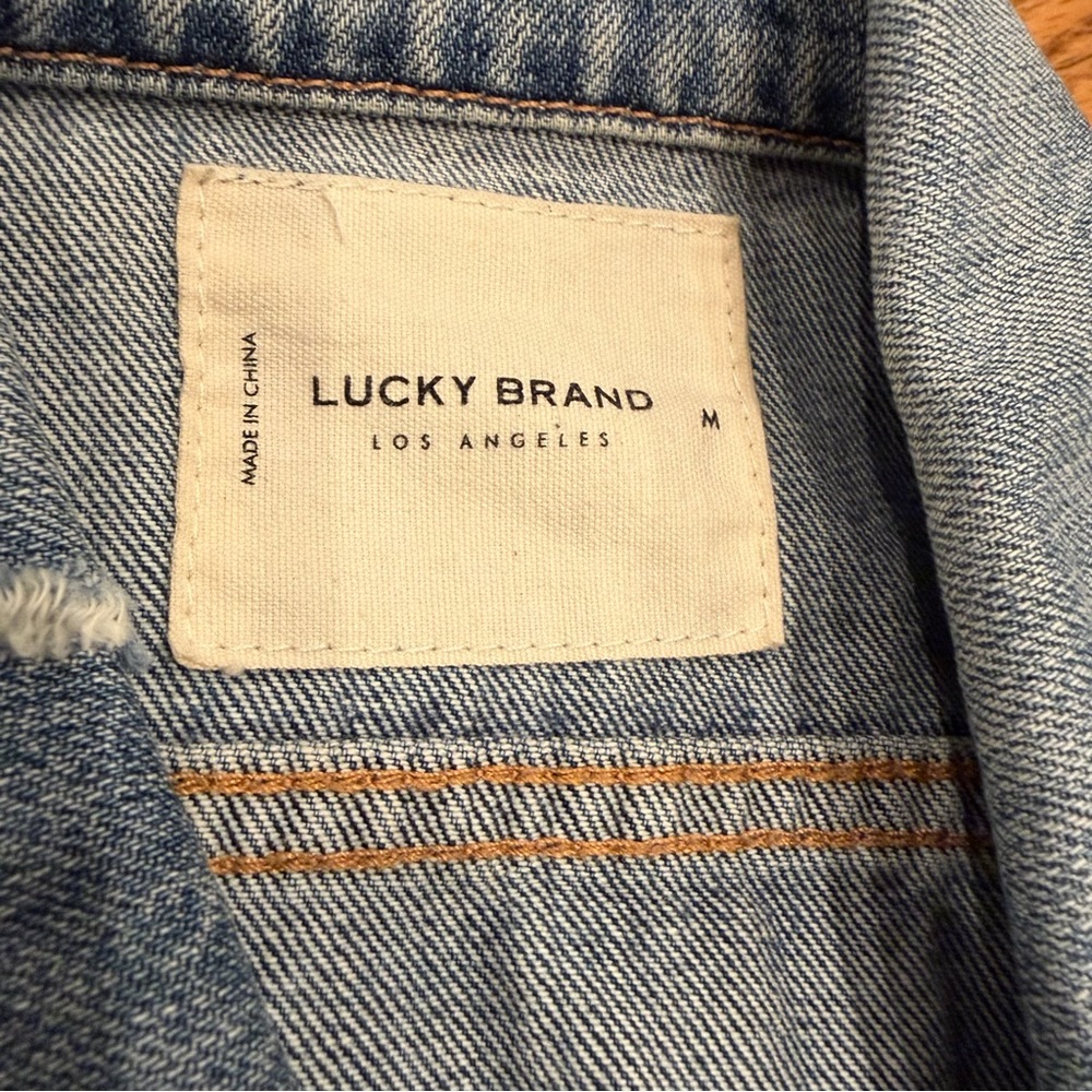 Lucky Brand Floral Embroidered Denim Jacket – Size M - Picture 2 of 4